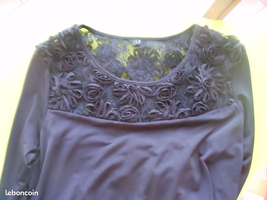 Petit haut dentelle (image 2)