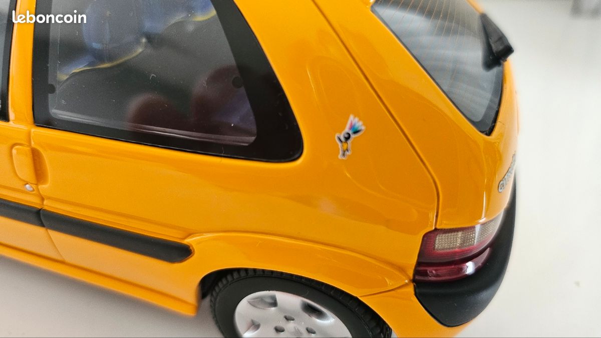 Norev Citroen Saxo VTS 2000 black au meilleur prix sur