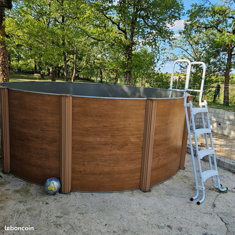 La bâtisse aux 2 tours . Maison de vacances (image 5)
