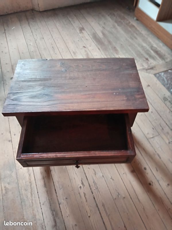 Table de chevet (image 2)