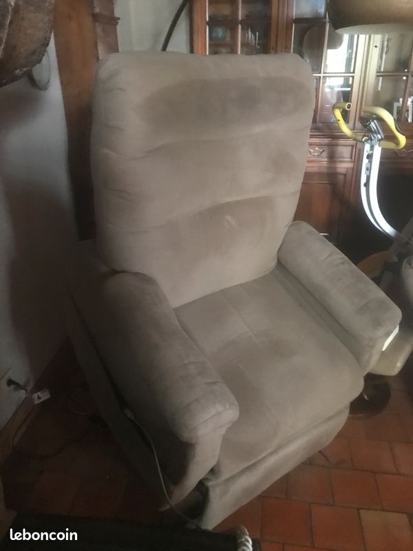 Fauteuil releveur extra large et grand poids (image 1)