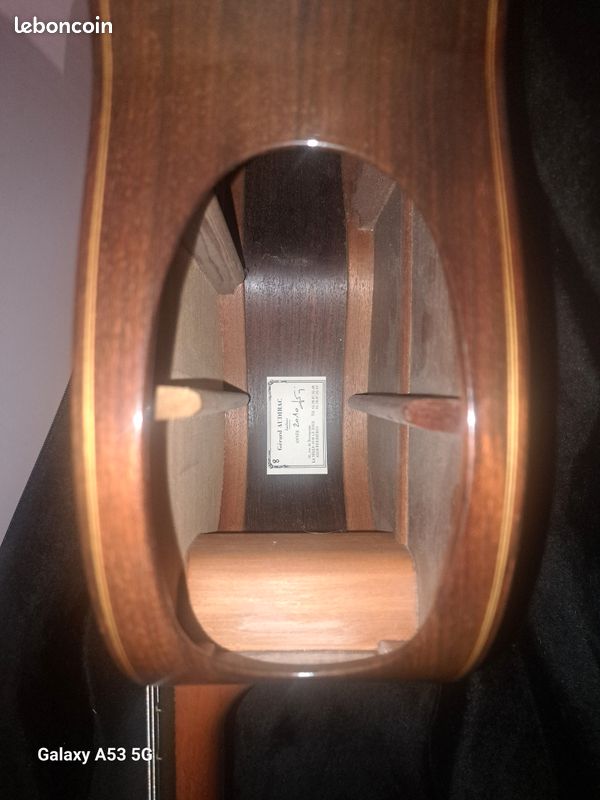 Guitare Classique de Luthier - Gérard Audirac (2010) - Ouïe sur éclisse (image 6)