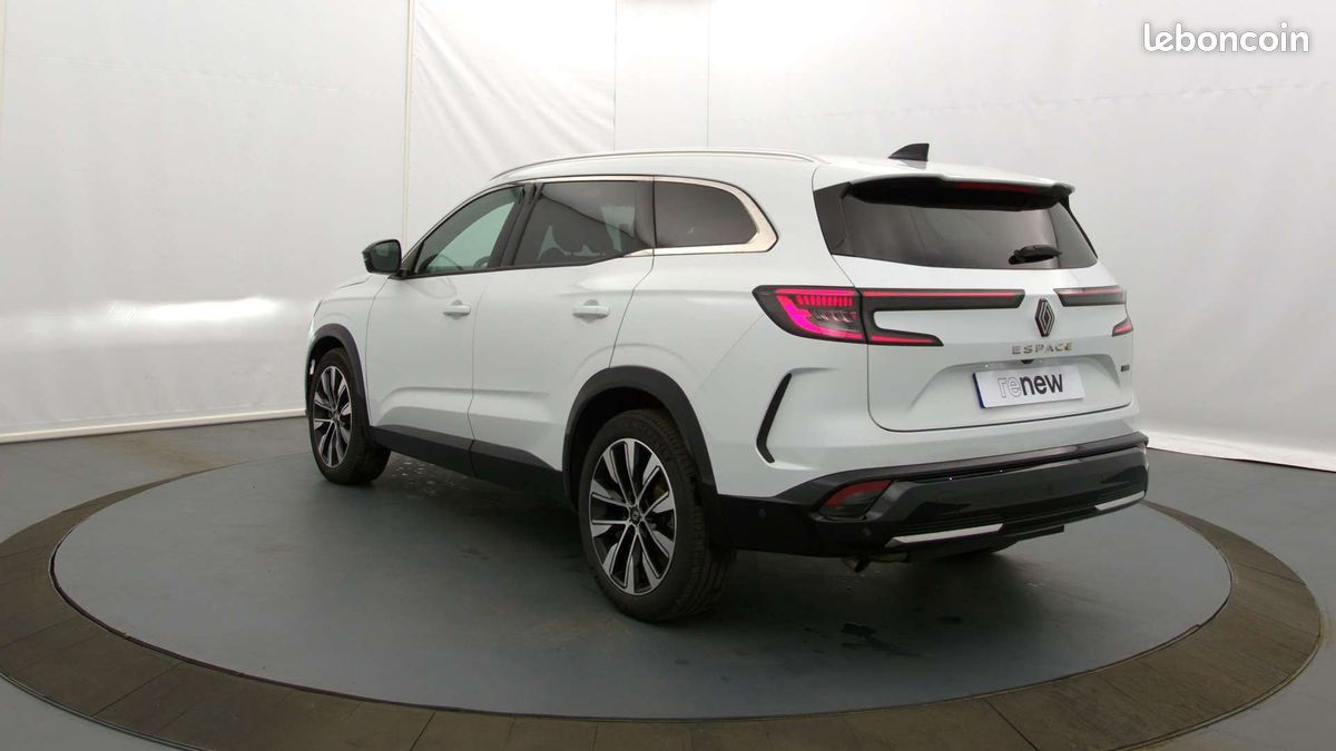 Renault espace e tech full hybrid 200 gsr2 techno (image 18)