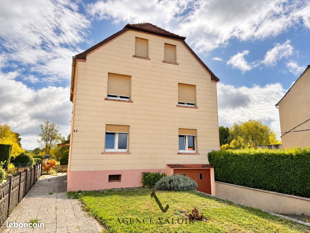 Maison 8 pièces 166 m² · à Sarralbe · 166 m² · 124 000 €