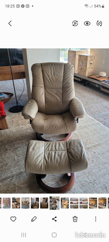Fauteuil et repose-pieds en cuir Stressless (image 1)