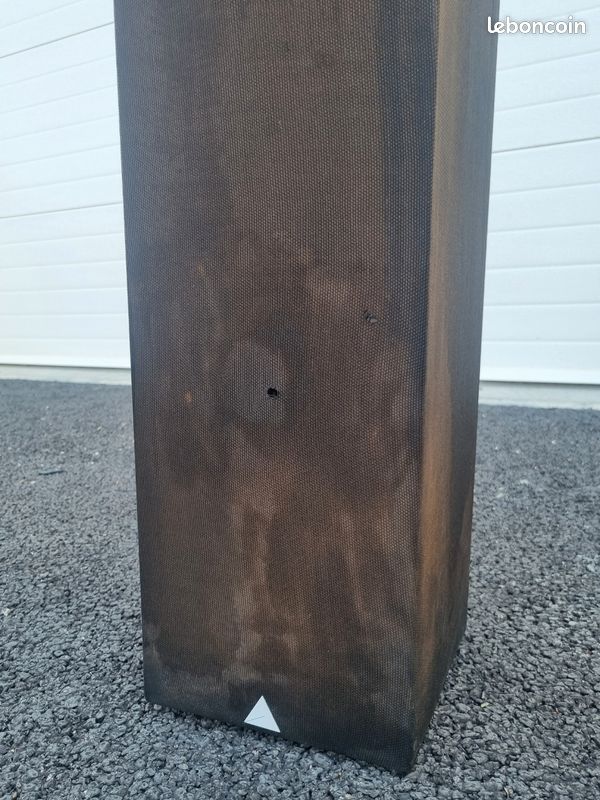 Enceinte colonne triangle scalene (image 4)