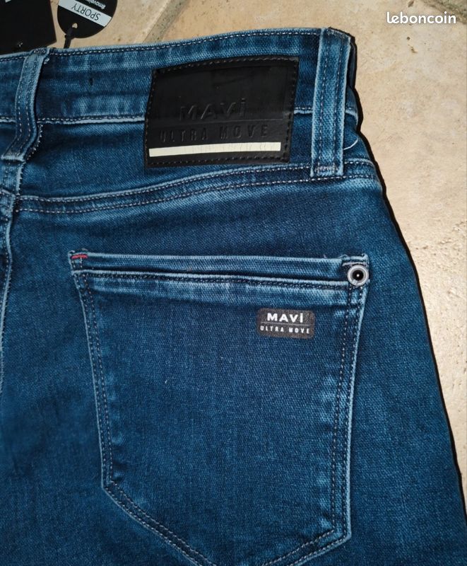 Jeans Diesel Black Gold Slim Femme - Taille 27 - Look Délavé - Fabriqué En Italie - Neuf Avec étiquettes