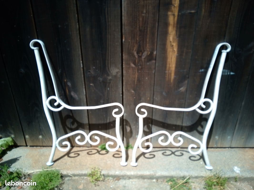 BANCS : Anciens montants en fer forgé (image 4)