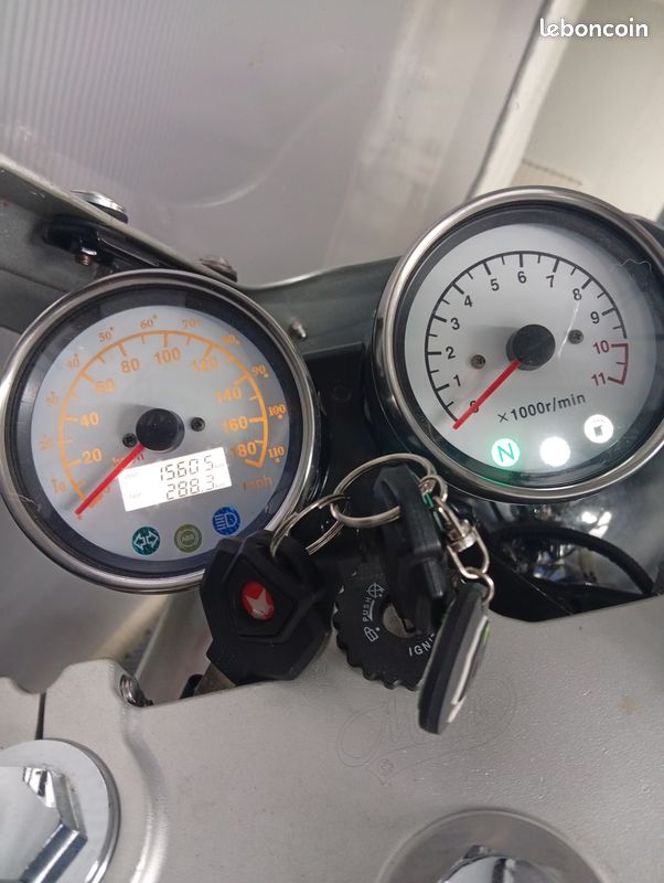 MASH 400 TT CAFE RACER 2018 15000kms TRES BON ETAT (image 4)