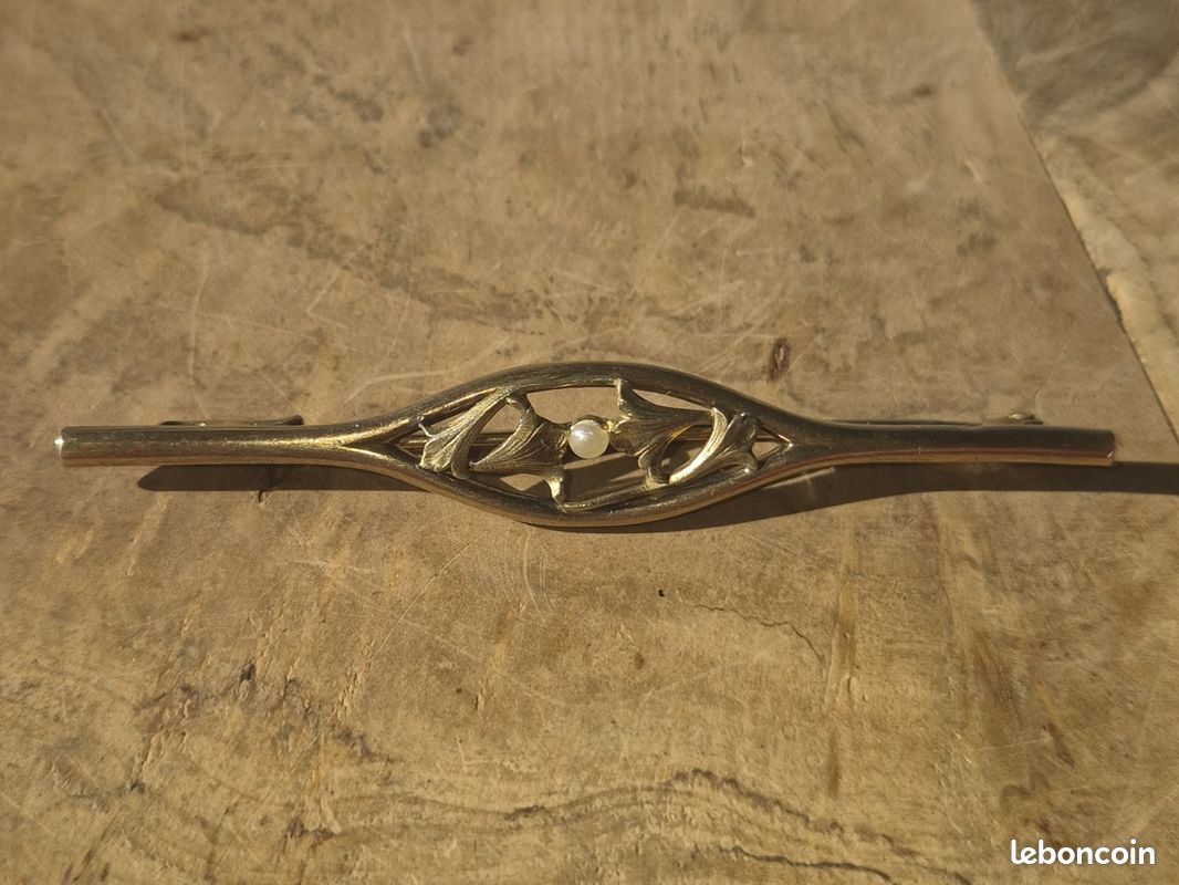 Ancienne Broche Plaqué Or Signée SAVARD - Bijou Vintage En Bon état
