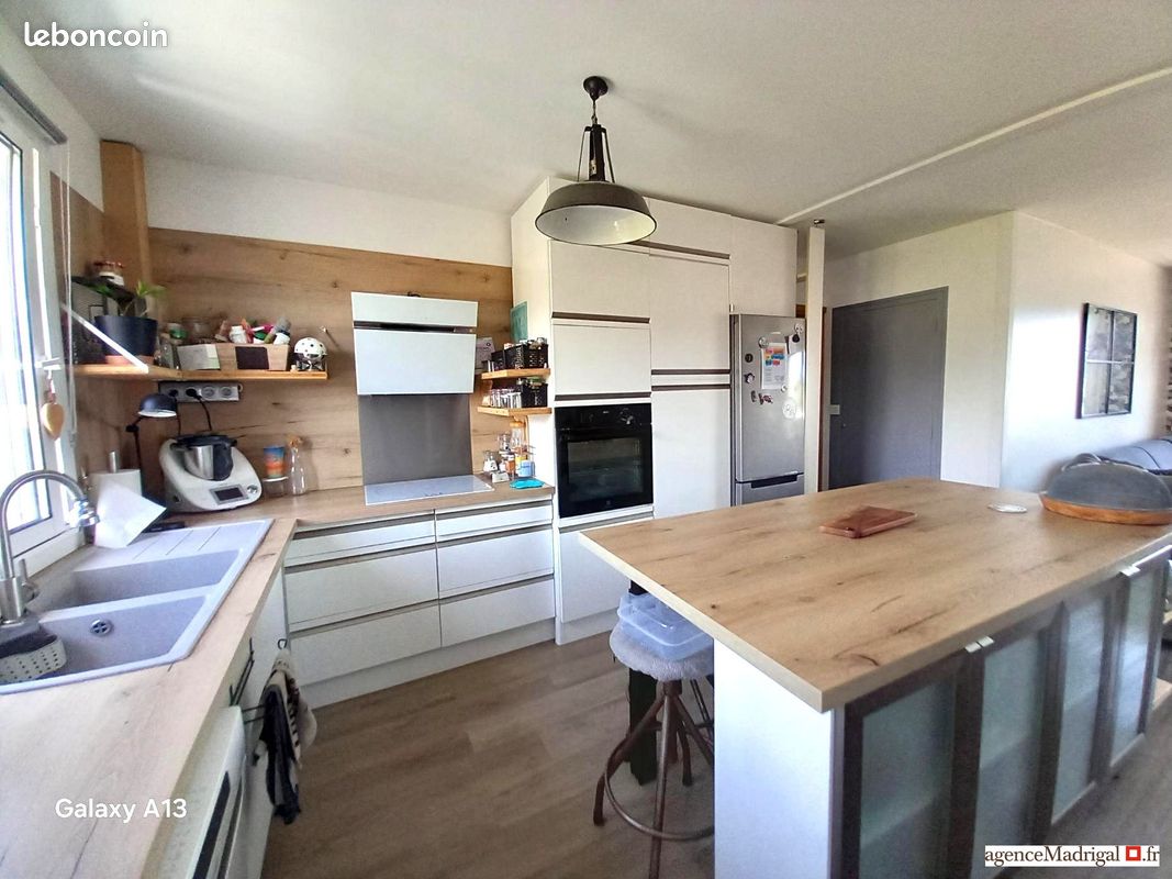 Appartement 4 pièces 88 m² · à Voiron · 88 m² · 189 000 €