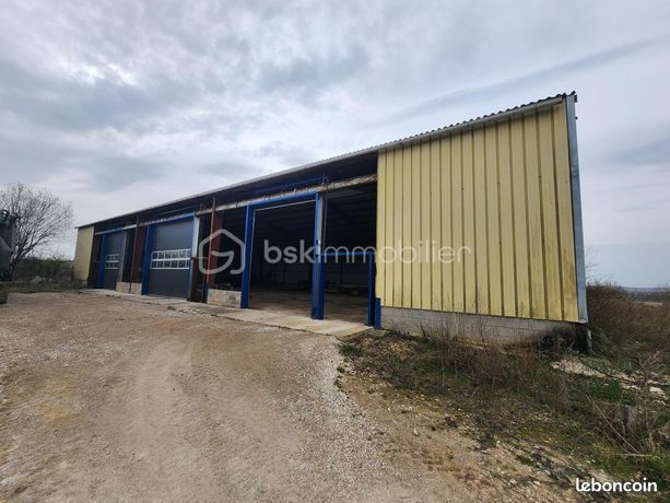 Immeuble 1 pièce 850 m²