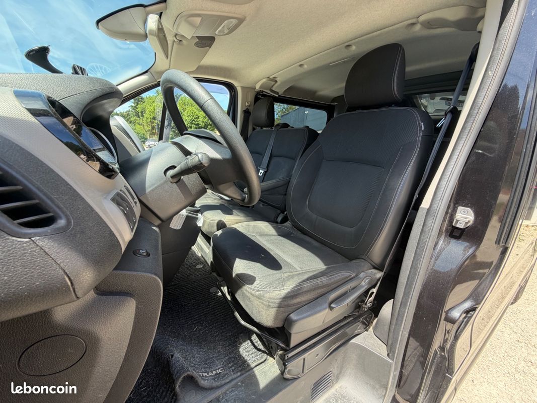 RENAULT TRAFIC CABINE APPROFONDIE L2H1 1200 KG DCI 140 CONFORT/Entretien Complet / Turbo neuf (image 6)