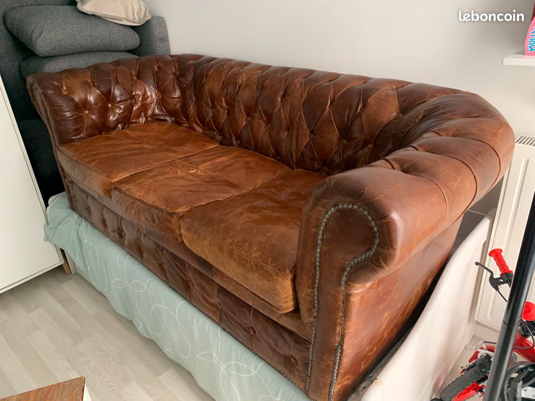 Canapé Chesterfield 3 place cuir (image 2)