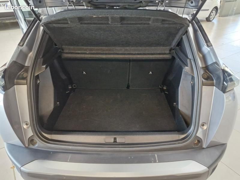 Peugeot 2008 1.2 100ch S&S Allure (image 29)