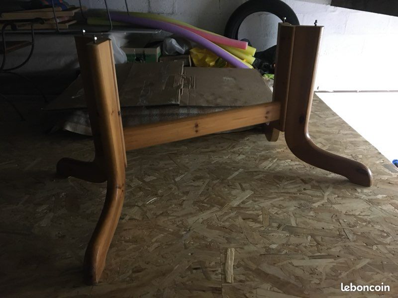 Table en pin massif (image 4)