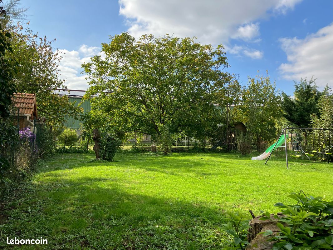 Maison 4 pièces 90 m² · à Ajoncourt · 90 m² · 175 000 €