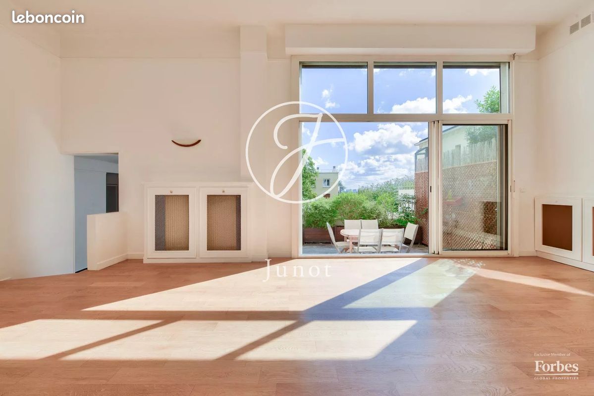 Appartement 6 pièces 161 m² · à Saint-Cloud · 161 m² · 1 150 000 €