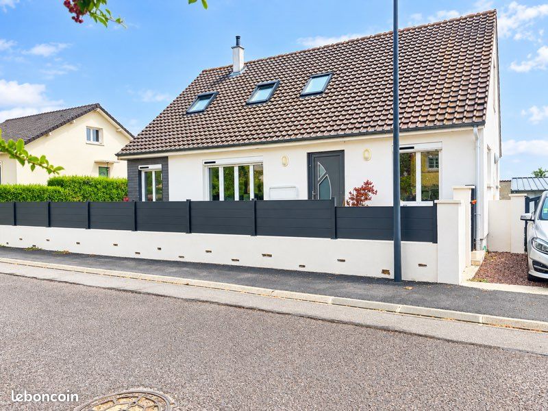 Maison 7 pièces 137 m² · à Saint-Sylvain · 137 m² · 298 800 €