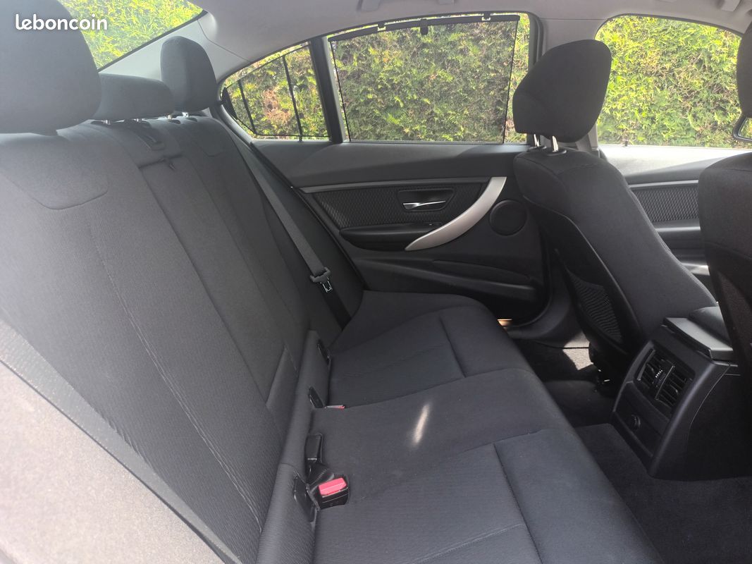 BMW 3.18 d BVA 8 CARNET COMPLET BMW (image 6)