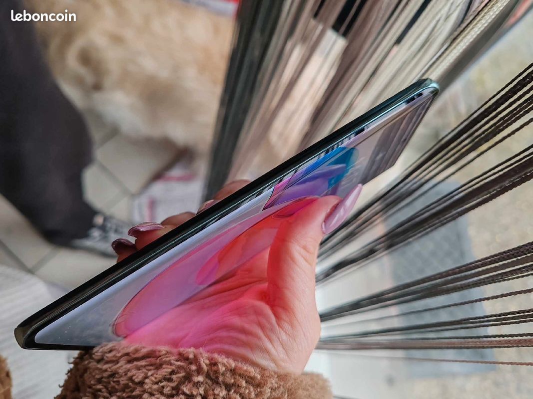 A vendre Honor Magic 5 lite 5g (image 1)