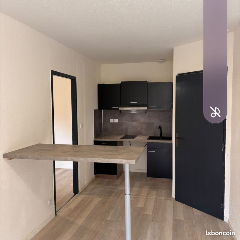 Immeuble 151 m² · à Moirans-en-Montagne · 151 m² · 220 000 €