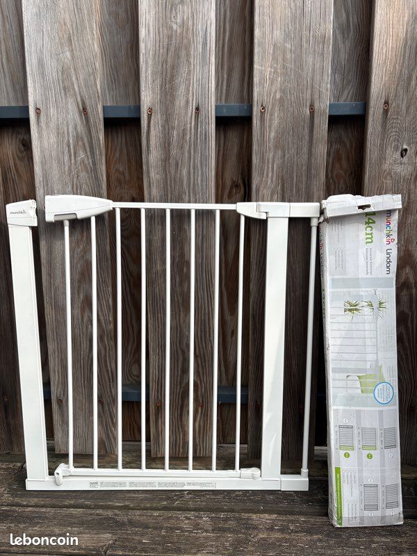 Barrière de sécurité munchkin lindam avec extension (image 1)