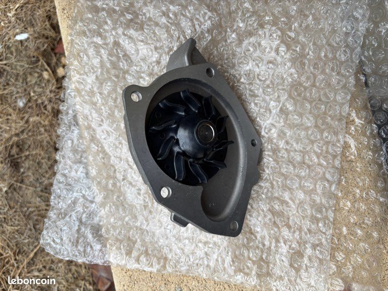 Pompe à eau 2,0l 16v Renault (image 2)