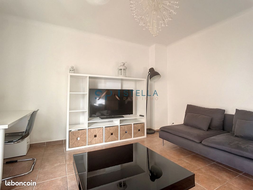 Appartement 3 pièces 77 m² · à Ajaccio · 77 m² · 990 €