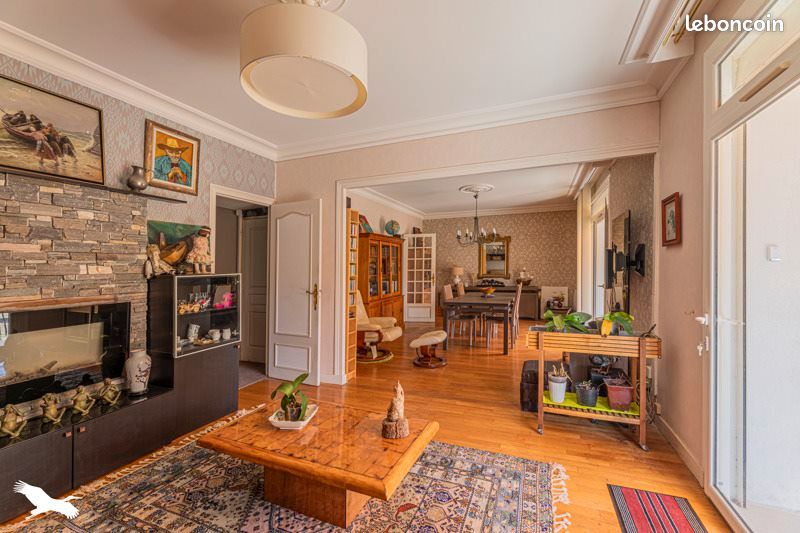 Maison 6 pièces 146 m² · à Loches · 146 m² · 298 452 €