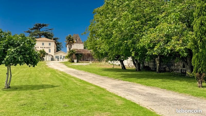 Maison 20 pièces 700 m² · à Agen · 700 m² · 450 000 €