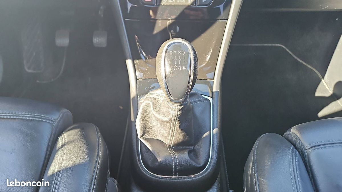 Opel Mokka X 1.4 Turbo 140 4x2 Elite (image 27)