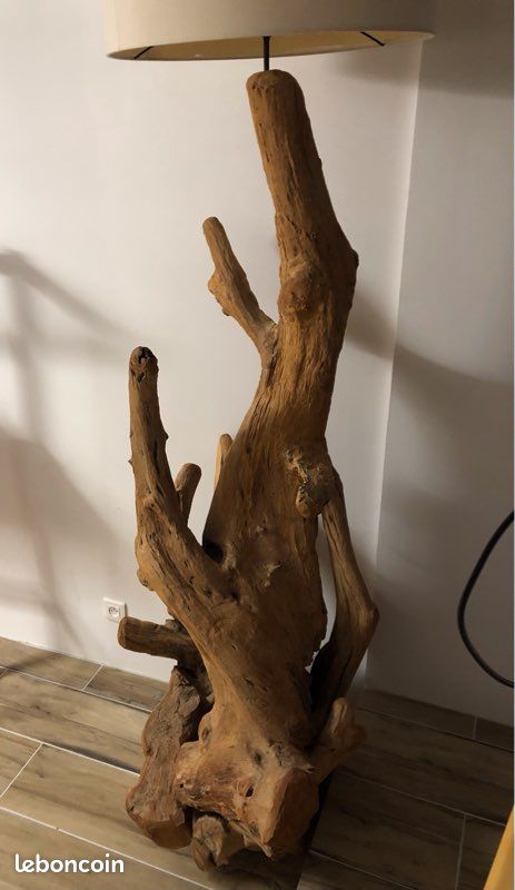 Luminaire artisanal en bois flotté (image 2)