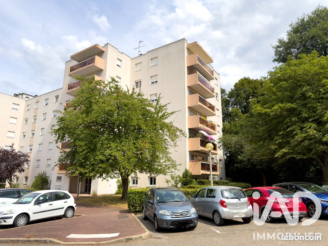 Appartement 4 pièces 83 m² · à Le Grand-Quevilly · 83 m² · 900 €
