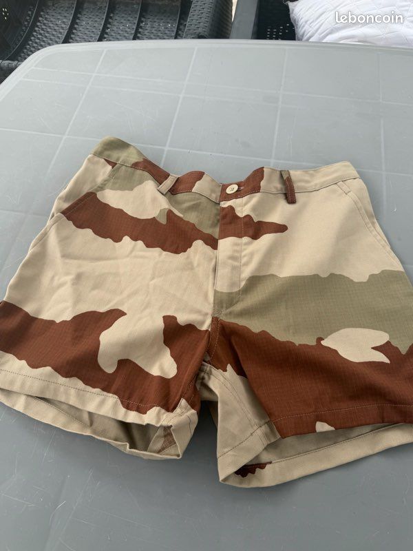 Vêtement militaire (image 13)
