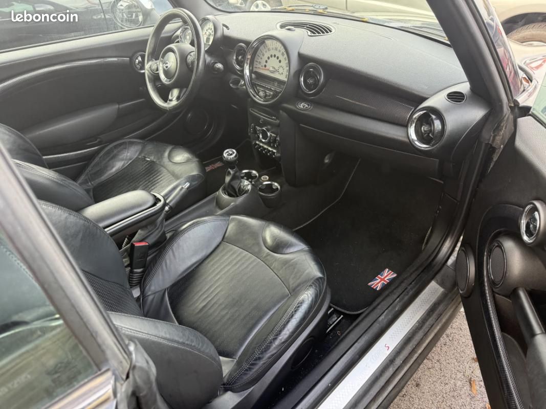 Mini Cabriolet SD 143 Pack John Cooper Works (image 11)