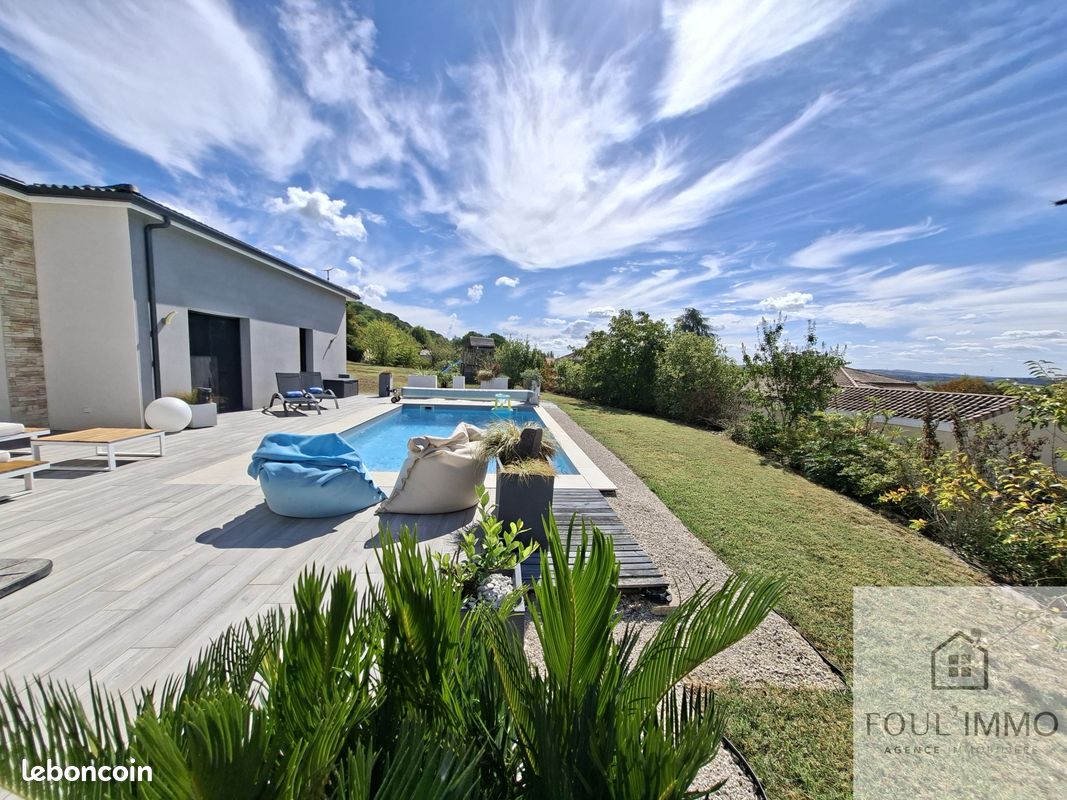 Maison 7 pièces 195 m² · à Saint-Jean-de-Thurac · 195 m² · 588 000 €