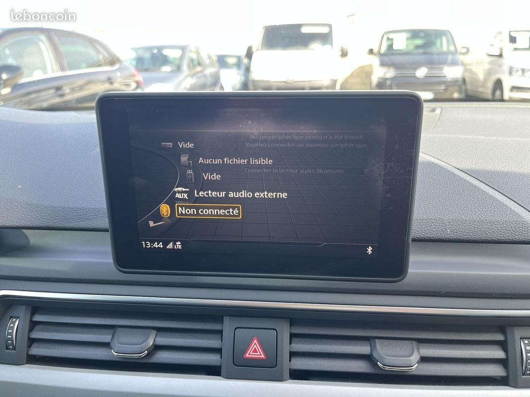 Audi A4 AVANT 2.0 TDI 150CH BUSINESS LINE S TRONIC 7 (image 15)