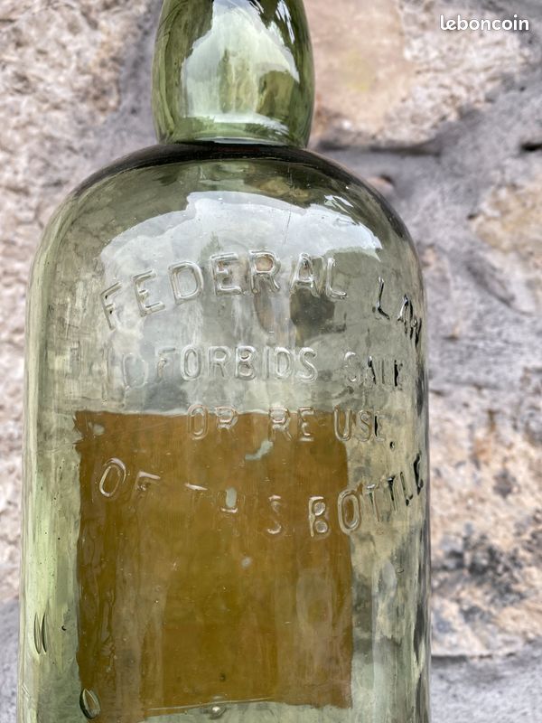Bouteille ancienne LA GAULOISE  Export USA  Annes 30/50 - Collection