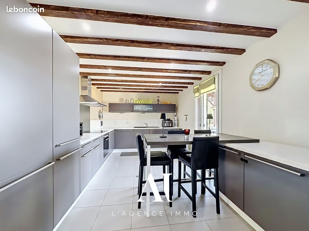 Villa 7 pièces 339 m² (image 9)