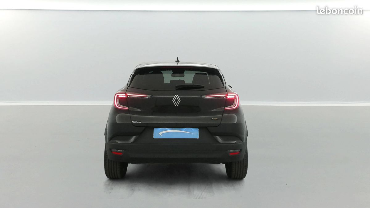 RENAULT Captur E-Tech full hybrid 160 ch Techno (image 4)