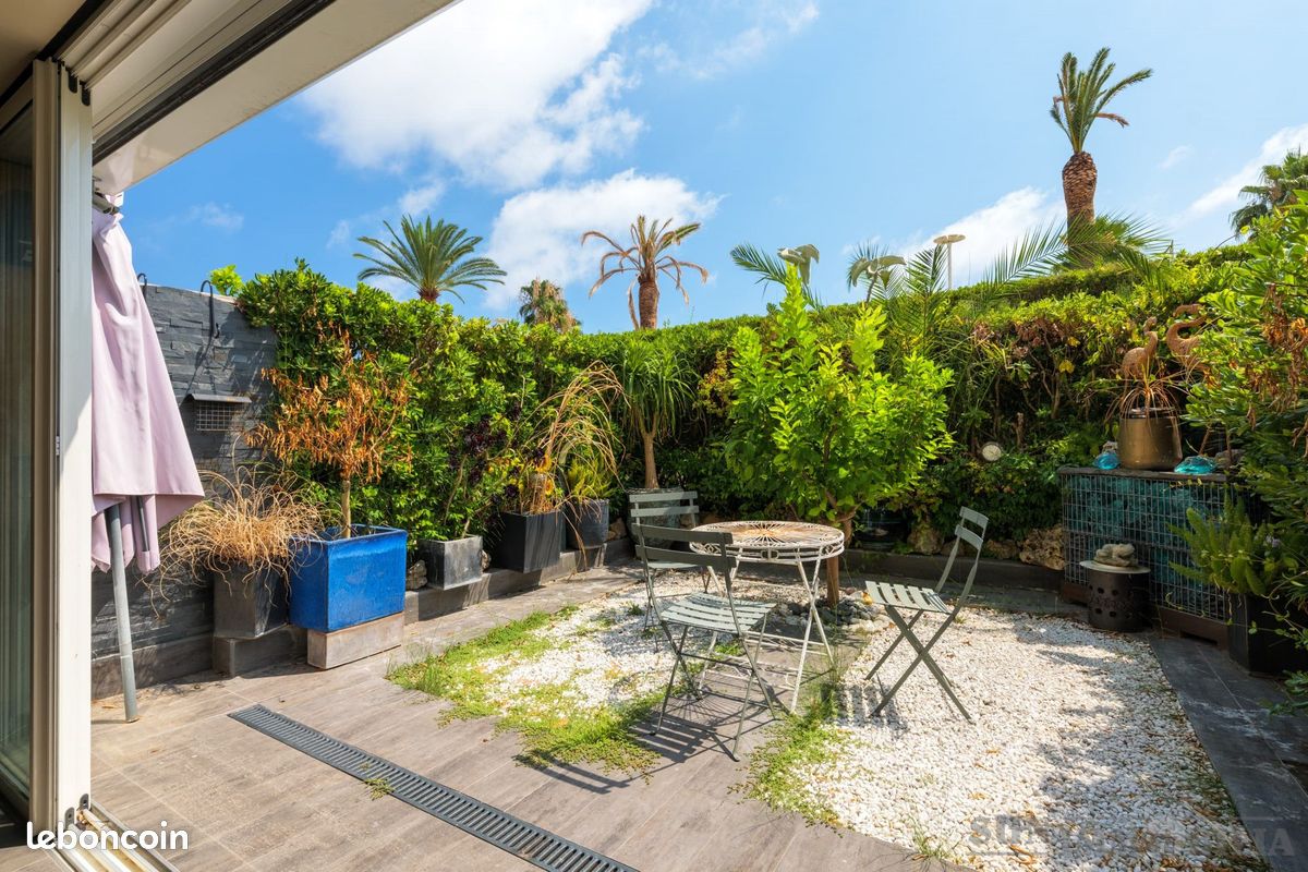 Appartement 1 pièce 42 m² · à Saint-Laurent-du-Var · 42 m² · 280 000 €