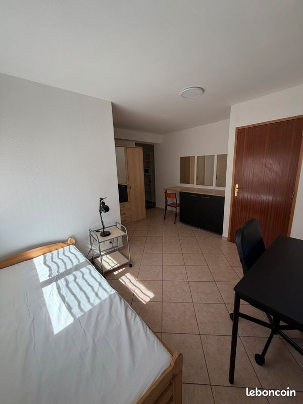 Appartement 1 pièce 20 m² · à Saint-Martin-d'Hères · 20 m² · 510 €
