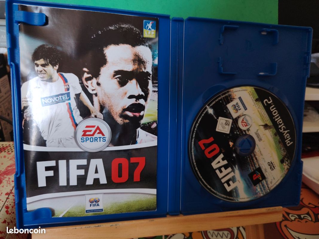 Lot FIFA PS2 (image 4)