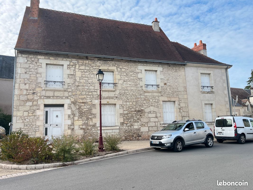 Maison 8 pièces 240 m² · à Luçay-le-Mâle · 240 m² · 200 000 €