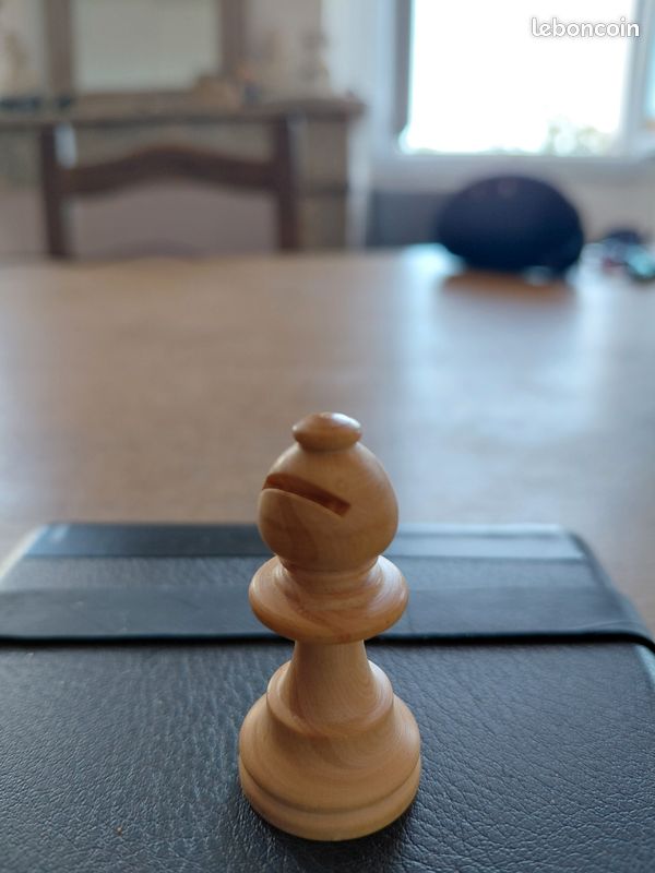 Jeu d'échecs en buis n°1 (image 8)