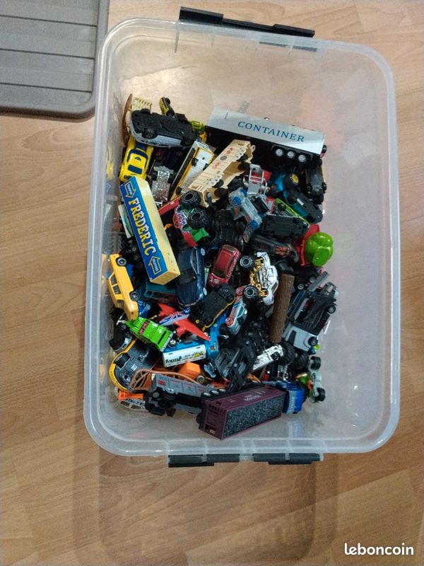 +100 petite voiture (image 2)