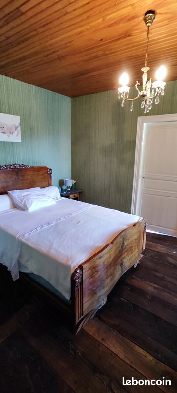 Maison de village 7 pièces 236 m² - Terres-de-Haute-Charente 16270 La Péruse (image principale 10)
