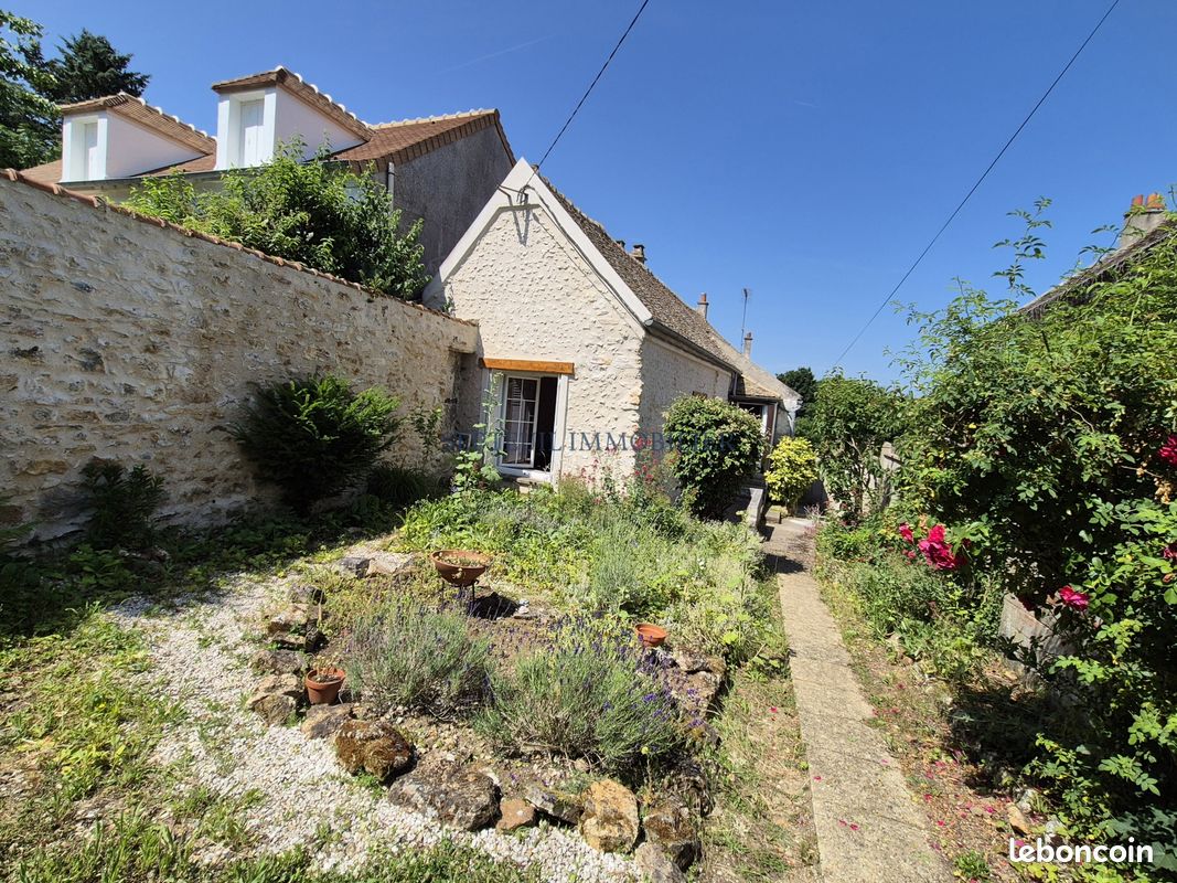 Maison 3 pièces 75 m² · à Rosay · 75 m² · 262 000 €