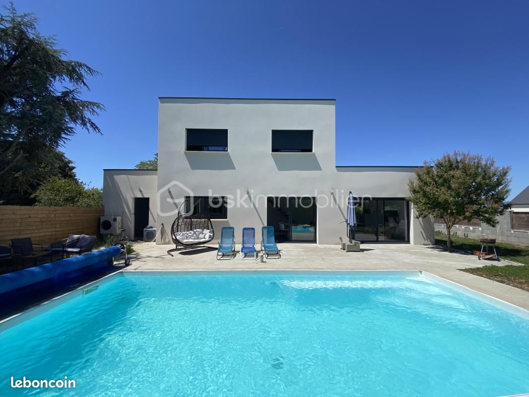 Maison 6 pièces 141 m² · à Corzé · 141 m² · 394 000 €